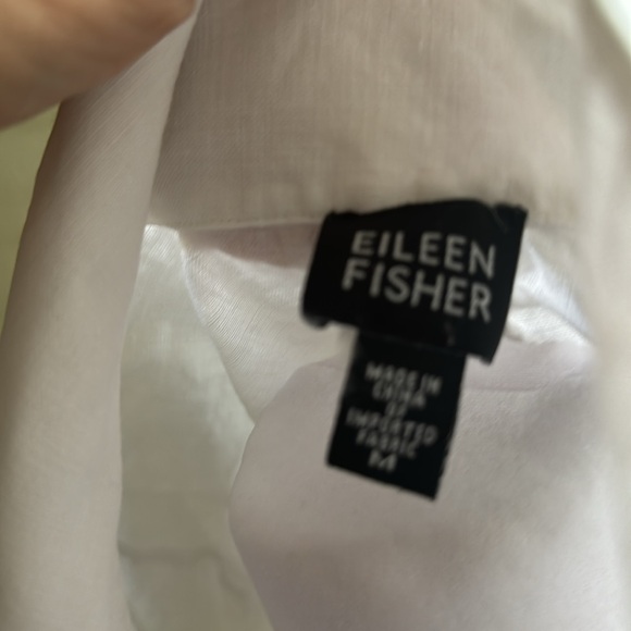 White linen button down top - Picture 2 of 3